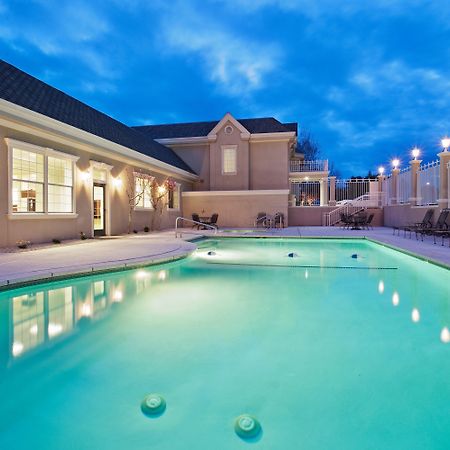 Holiday Inn Redding By Ihg Eksteriør billede