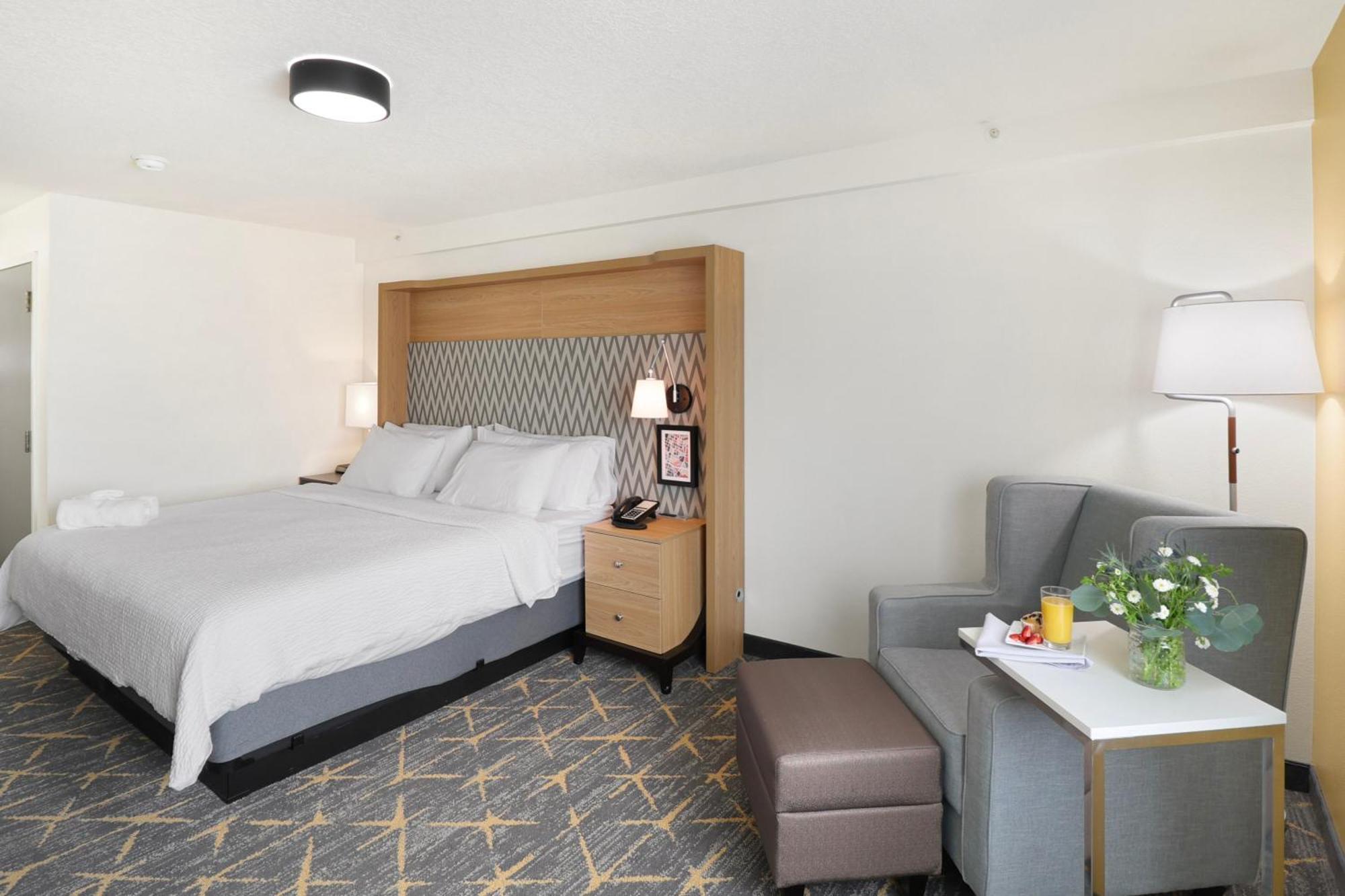 Holiday Inn Redding By Ihg Eksteriør billede