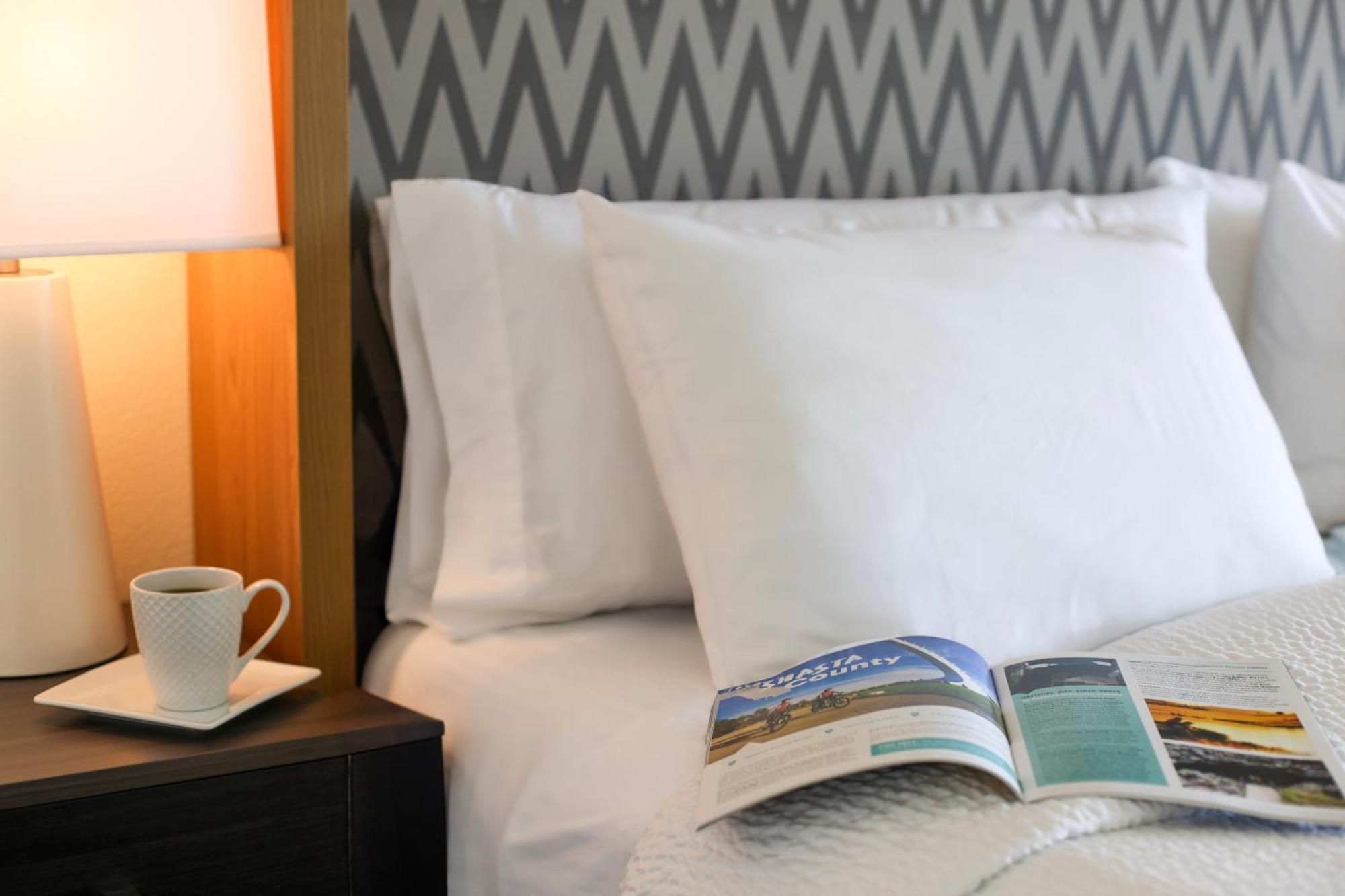 Holiday Inn Redding By Ihg Eksteriør billede